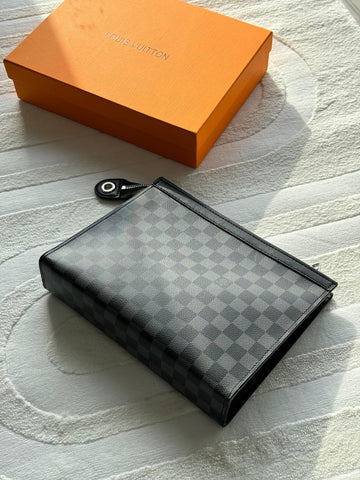 Louis Vuitton Men’s Pouch